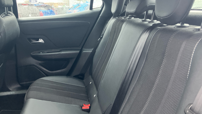 Vauxhall Mokka 100kW Elite Premium 50kWh 5dr Auto Electric Hatchback